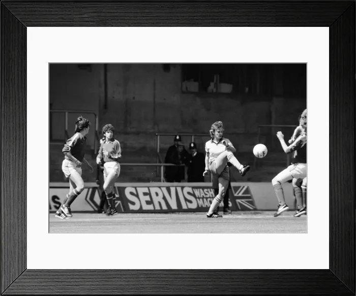 Framed Print : Lowestoft 2 - 0 Cleveland Spartans, The FA Womens Cup Final Framed Print : Lowestoft 2 - 0 Cleveland Spartans, The FA Womens Cup Final