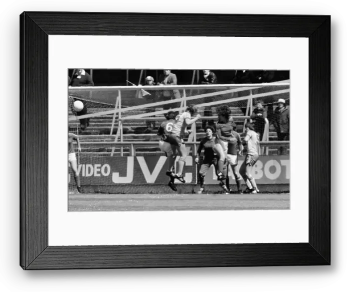 Framed Print : Lowestoft 2 - 0 Cleveland Spartans, The FA Womens Cup Final