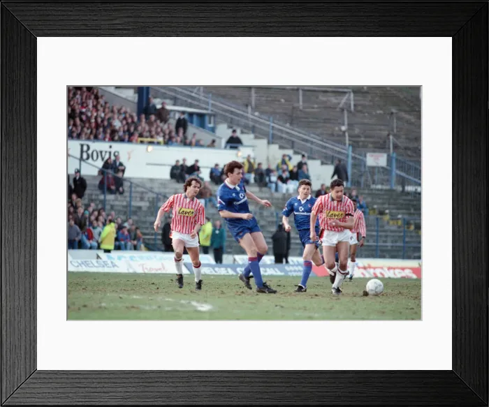 Framed Print : Chelsea v Sheffield United, FA Cup 5th round. Final score 1-0 to Chelsea. Stamford Bridge Framed Print : Chelsea v Sheffield United, FA Cup 5th round. Final score 1-0 to Chelsea. Stamford Bridge
