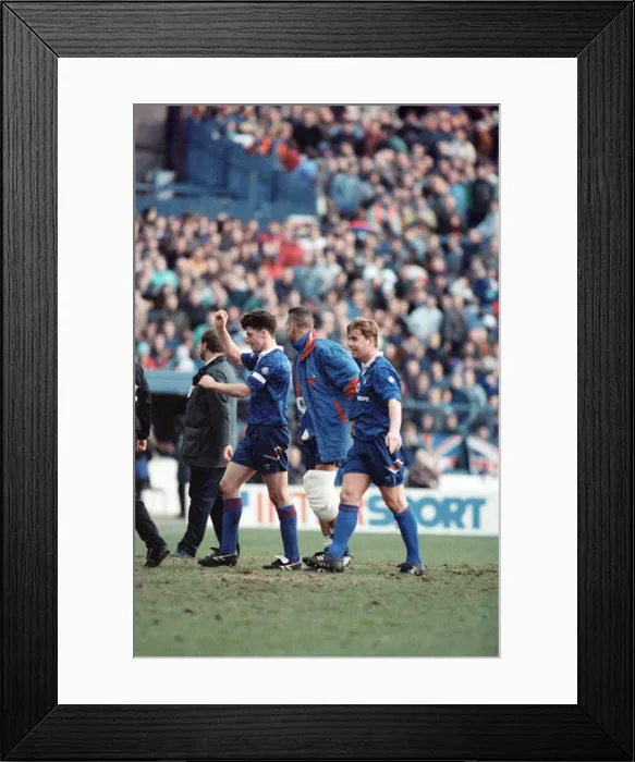 Framed Print : Chelsea v Sheffield United, FA Cup 5th round. Final score 1-0 to Chelsea. Stamford Bridge Framed Print : Chelsea v Sheffield United, FA Cup 5th round. Final score 1-0 to Chelsea. Stamford Bridge