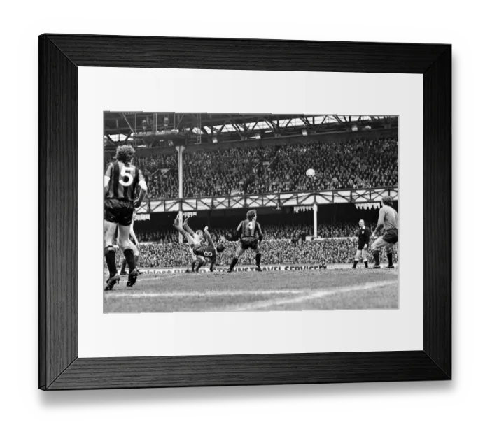 Framed Print : FA Cup Quarter Final match at Goodison Park. Final score Everton 2 v Manchester Framed Print : FA Cup Quarter Final match at Goodison Park. Final score Everton 2 v Manchester