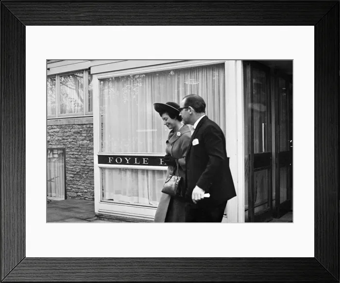 Framed Print : Princess Margaret, Countess of Snowdon opens the new Birmingham Post & Mail offices Framed Print : Princess Margaret, Countess of Snowdon opens the new Birmingham Post & Mail offices