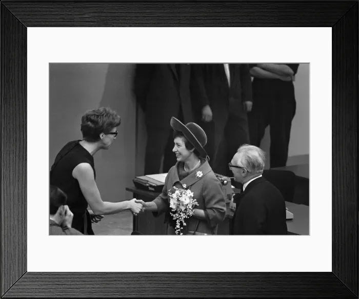 Framed Print : Princess Margaret, Countess of Snowdon opens the new Birmingham Post & Mail offices Framed Print : Princess Margaret, Countess of Snowdon opens the new Birmingham Post & Mail offices