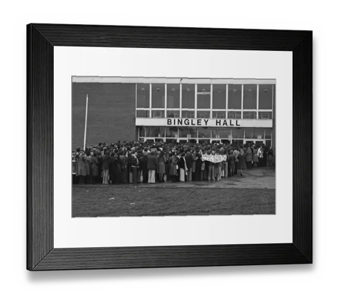 Framed Print : Daily Mirror Pop Club members seen here arriving at Bingley Hall Framed Print : Daily Mirror Pop Club members seen here arriving at Bingley Hall