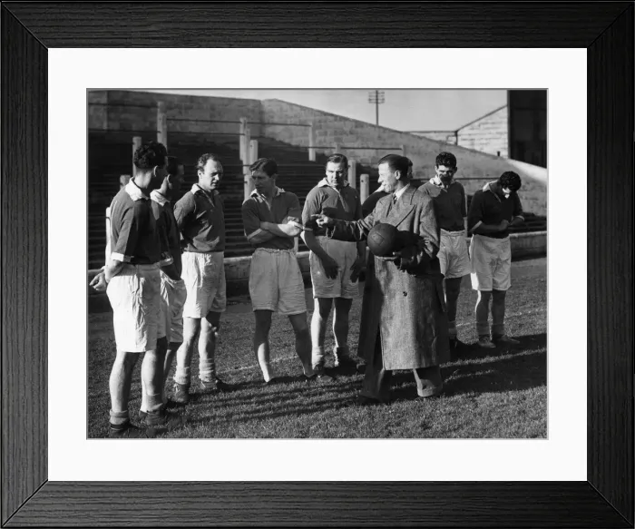 Framed Print : Wales Players training session ahead of match against Belgium tomorrow evening Framed Print : Wales Players training session ahead of match against Belgium tomorrow evening