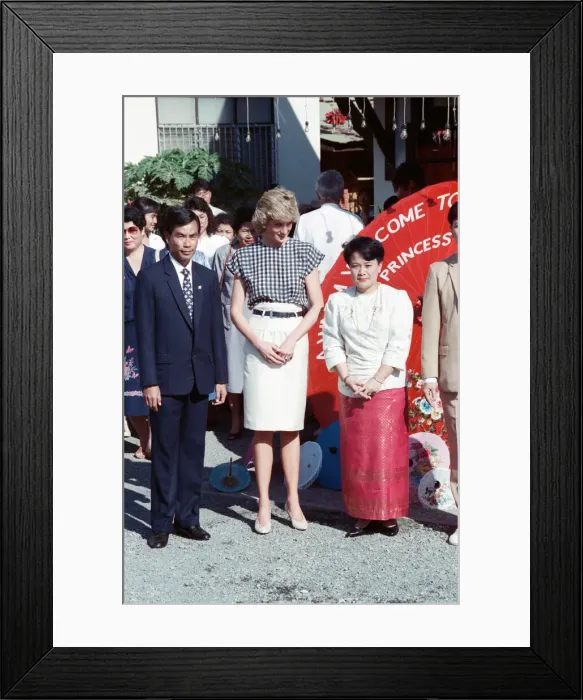 Framed Print : Princess Diana and Prince Charles on their overseas visit to Thailand