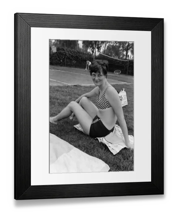 Framed Print : The British Womens football team in Mexico City for the Womens World Cup
