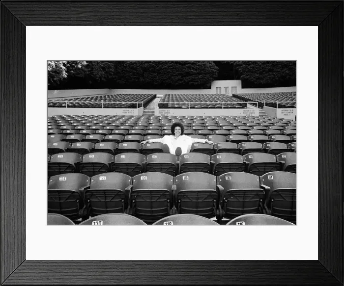 Framed Print : Singer Leo Sayer at the Greek Theatre, Los Angeles, California. 26th July 1977 Framed Print : Singer Leo Sayer at the Greek Theatre, Los Angeles, California. 26th July 1977