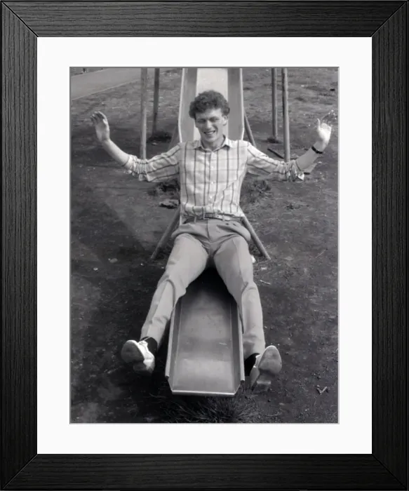 Framed Print : FILE PIC 1981 DAVID MOYES football Celtic player at chute