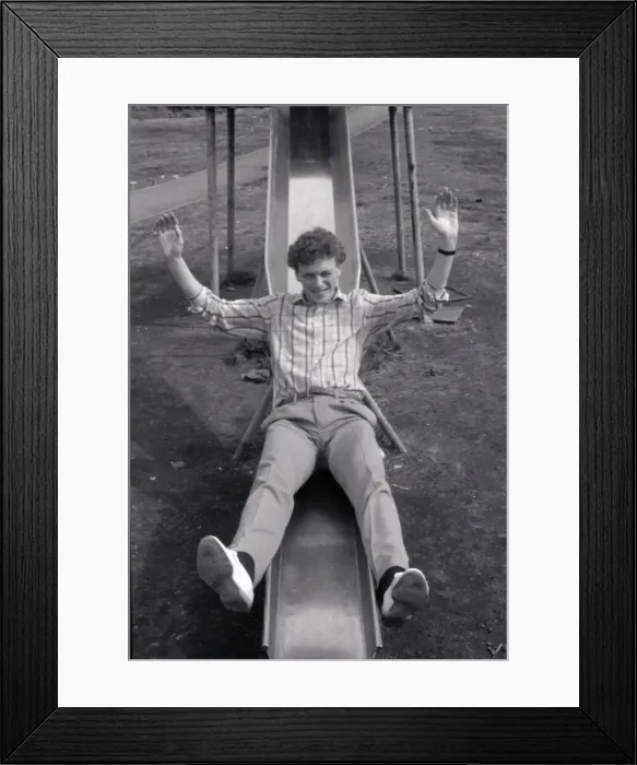Framed Print : FILE PIC 1981 DAVID MOYES football Celtic player at chute Framed Print : FILE PIC 1981 DAVID MOYES football Celtic player at chute