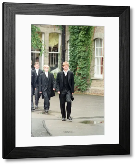 Framed Print : Prince Harry arrives for his first day at Eton College, Windsor. 3rd September 1998 Framed Print : Prince Harry arrives for his first day at Eton College, Windsor. 3rd September 1998