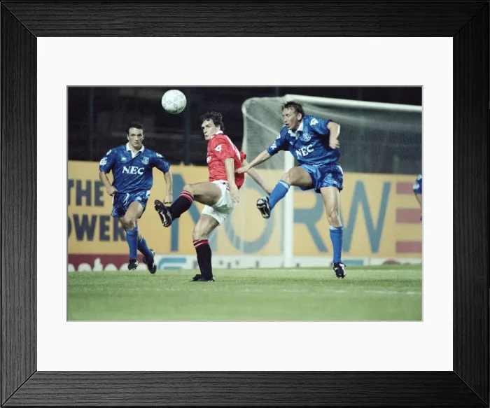 Framed Print : Manchester United 0 - 3 Everton, Premier League match at Old Trafford. Mark Hughes Framed Print : Manchester United 0 - 3 Everton, Premier League match at Old Trafford. Mark Hughes