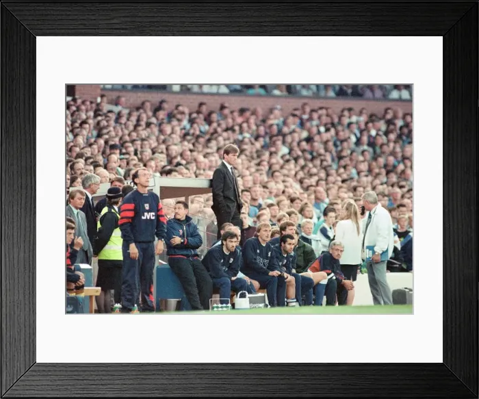 Framed Print : Blackburn Rovers 1-0 Arsenal, Premier League match at Ewood Park, Blackburn Framed Print : Blackburn Rovers 1-0 Arsenal, Premier League match at Ewood Park, Blackburn