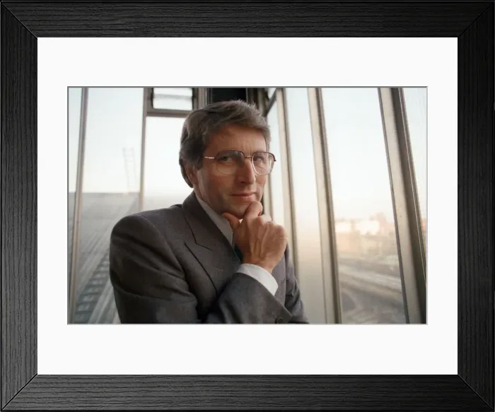 Framed Print : Jonathan Dimbleby, presenter of current affairs and political radio Framed Print : Jonathan Dimbleby, presenter of current affairs and political radio