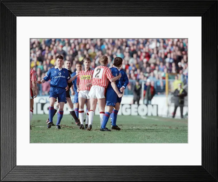 Framed Print : Chelsea v Sheffield United, FA Cup 5th round. Final score 1-0 to Chelsea. Stamford Bridge Framed Print : Chelsea v Sheffield United, FA Cup 5th round. Final score 1-0 to Chelsea. Stamford Bridge