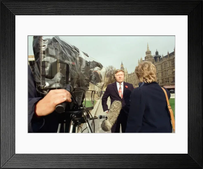 Framed Print : David Dimbleby, journalist and television presenter pictured during some outdoor filming Framed Print : David Dimbleby, journalist and television presenter pictured during some outdoor filming