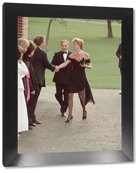 HRH Princess Diana, The Princess of Wales arrives for The Serpentine GalleryOs summer