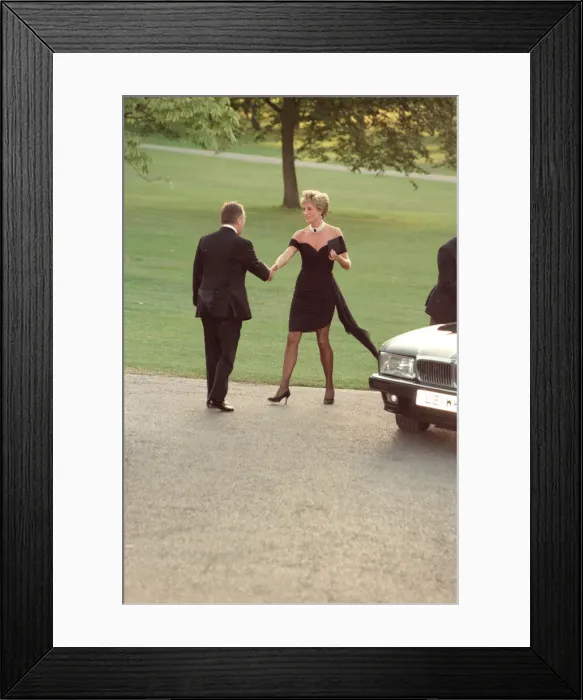 Framed Print : HRH Princess Diana, The Princess of Wales arrives for The Serpentine GalleryOs summer