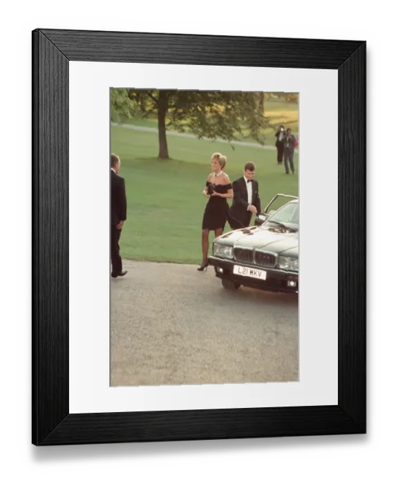 Framed Print : HRH Princess Diana, The Princess of Wales arrives for The Serpentine GalleryOs summer