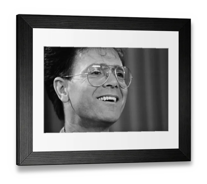 Framed Print : Cliff Richard, pictured in Glasgow, Scotland, where he will be performing at the Billy Framed Print : Cliff Richard, pictured in Glasgow, Scotland, where he will be performing at the Billy
