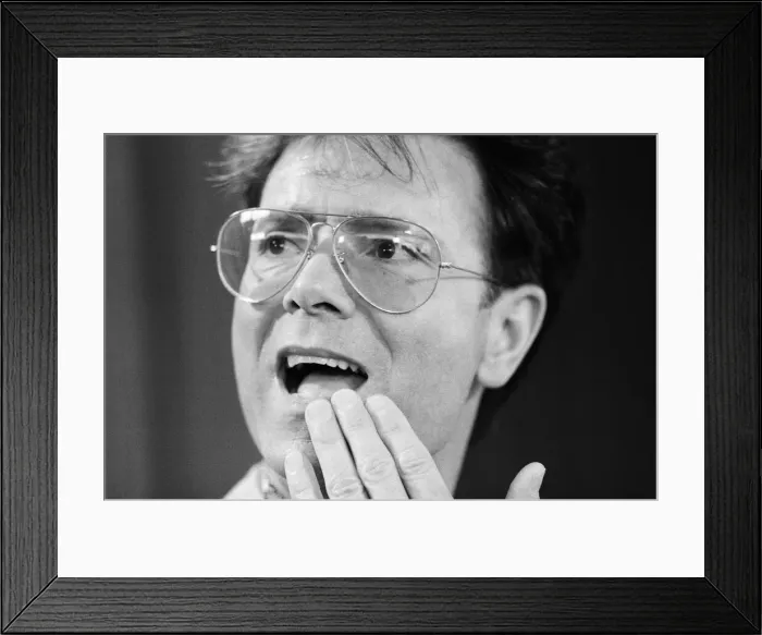 Framed Print : Cliff Richard, pictured in Glasgow, Scotland, where he will be performing at the Billy Framed Print : Cliff Richard, pictured in Glasgow, Scotland, where he will be performing at the Billy