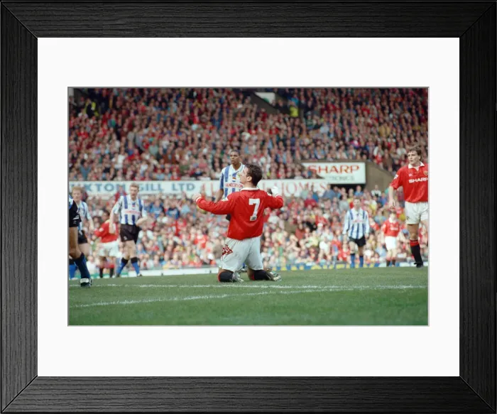 Framed Print : Manchester United v Sheffield Wednesday at Old Trafford Framed Print : Manchester United v Sheffield Wednesday at Old Trafford