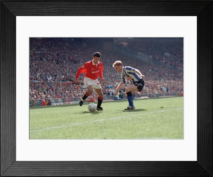 Framed Print : Manchester United v Sheffield Wednesday at Old Trafford Framed Print : Manchester United v Sheffield Wednesday at Old Trafford