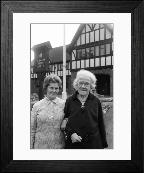 Framed Print : Receptionists at St Andrews Brine Baths in Droitwich, Miss Evelyn Priddy (left Framed Print : Receptionists at St Andrews Brine Baths in Droitwich, Miss Evelyn Priddy (left