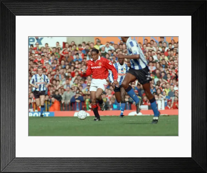 Framed Print : Manchester United v Sheffield Wednesday at Old Trafford Framed Print : Manchester United v Sheffield Wednesday at Old Trafford