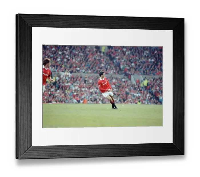 Framed Print : English Premier League match at Old Trafford. Manchester United v Blackburn Rovers Framed Print : English Premier League match at Old Trafford. Manchester United v Blackburn Rovers