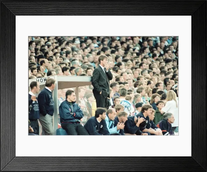 Framed Print : Blackburn Rovers 1-0 Arsenal, Premier League match at Ewood Park, Blackburn Framed Print : Blackburn Rovers 1-0 Arsenal, Premier League match at Ewood Park, Blackburn