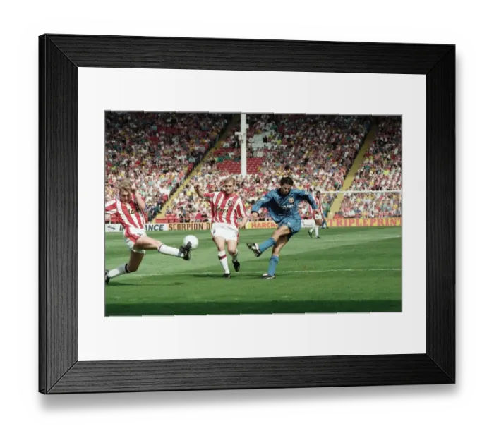 Framed Print : Sheffield United 2 - 1 Manchester United Premier League match at Bramall Lane, Sheffield