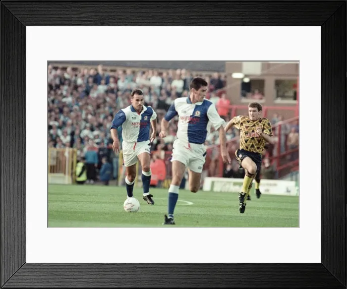 Framed Print : Blackburn Rovers 1-0 Arsenal, Premier League match at Ewood Park, Blackburn Framed Print : Blackburn Rovers 1-0 Arsenal, Premier League match at Ewood Park, Blackburn