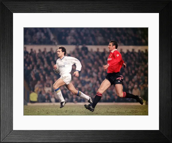 Framed Print : Leeds v Man Utd - 09  /  02  /  1993 Eric Cantona