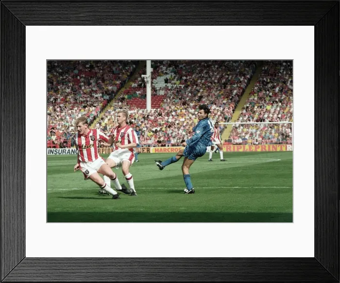 Framed Print : Sheffield United 2 - 1 Manchester United Premier League match at Bramall Lane, Sheffield