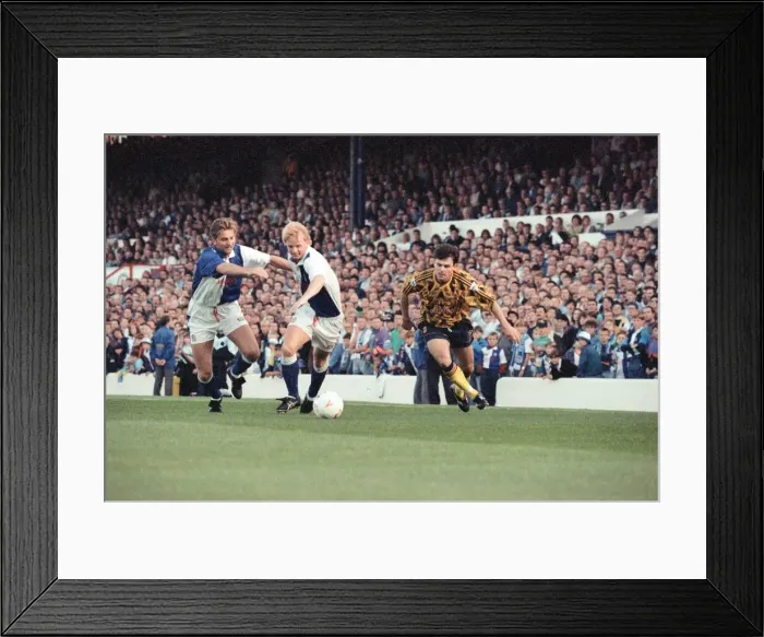 Framed Print : Blackburn Rovers 1-0 Arsenal, Premier League match at Ewood Park, Blackburn Framed Print : Blackburn Rovers 1-0 Arsenal, Premier League match at Ewood Park, Blackburn