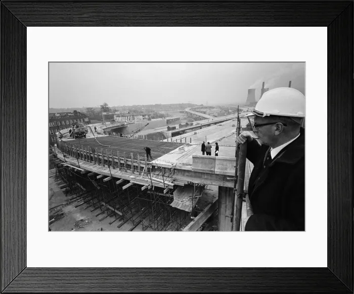 Framed Print : Pictured, workmen put last minute touches to a section of the M6 Gravelly Hill Framed Print : Pictured, workmen put last minute touches to a section of the M6 Gravelly Hill
