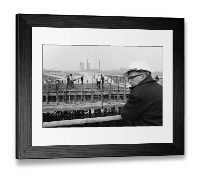 Framed Print : Pictured, workmen put last minute touches to a section of the M6 Gravelly Hill Framed Print : Pictured, workmen put last minute touches to a section of the M6 Gravelly Hill