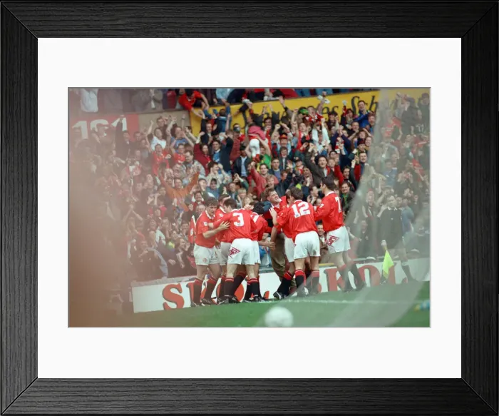 Framed Print : Manchester United v Sheffield Wednesday at Old Trafford Framed Print : Manchester United v Sheffield Wednesday at Old Trafford