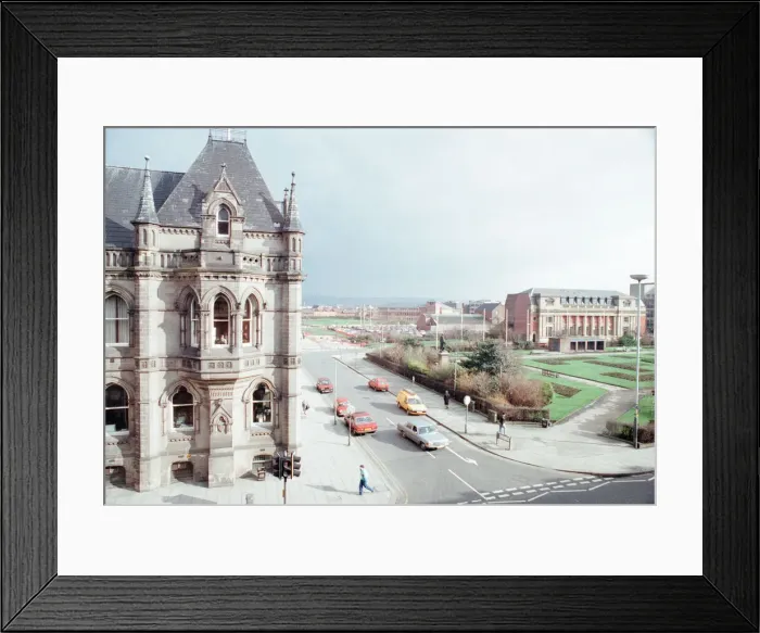 Framed Print : Town Hall, Middlesbrough, 14th March 1991 Framed Print : Town Hall, Middlesbrough, 14th March 1991