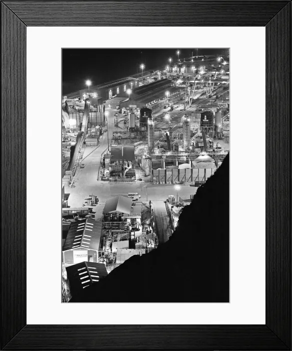 Framed Print : Logistics depot at the base of Shakespeare Cliff during construction of the Channel Framed Print : Logistics depot at the base of Shakespeare Cliff during construction of the Channel