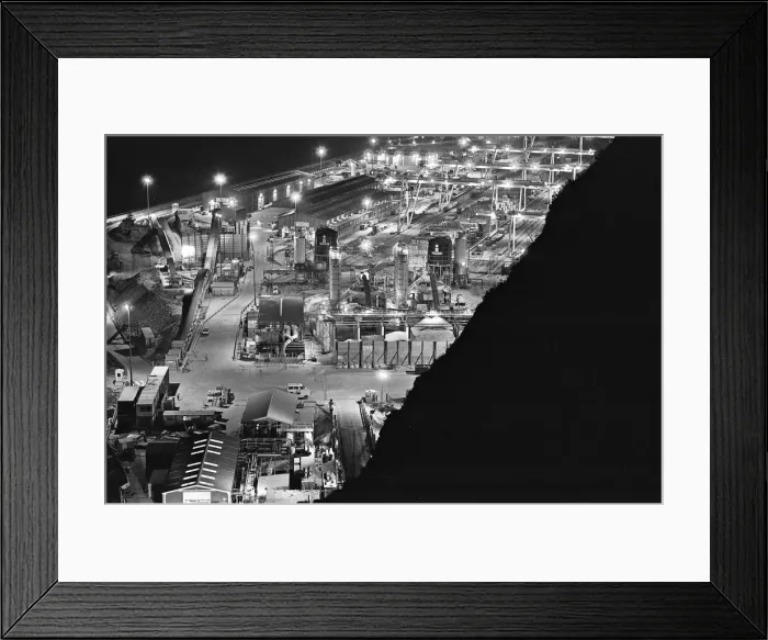 Framed Print : Logistics depot at the base of Shakespeare Cliff during construction of the Channel Framed Print : Logistics depot at the base of Shakespeare Cliff during construction of the Channel