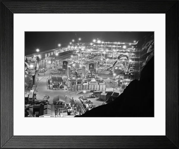 Framed Print : Logistics depot at the base of Shakespeare Cliff during construction of the Channel Framed Print : Logistics depot at the base of Shakespeare Cliff during construction of the Channel