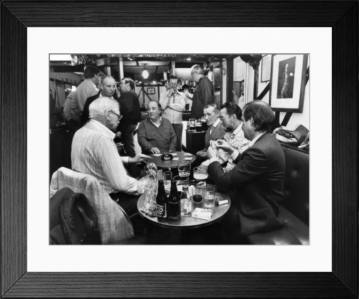 Framed Print : Woolton Village Social Club, Liverpool, 7th April 1990 Framed Print : Woolton Village Social Club, Liverpool, 7th April 1990