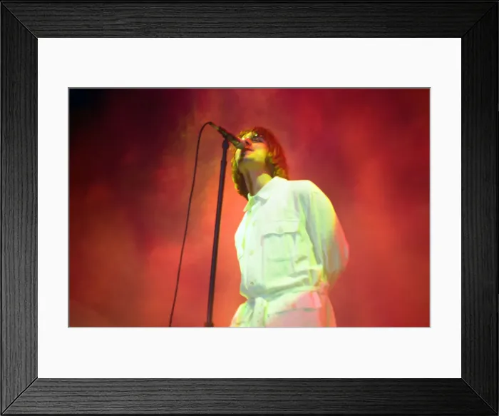 Framed Print : Oasis in concert at Knebworth, Hertfordshire. Liam Gallagher. 11th August 1996 Framed Print : Oasis in concert at Knebworth, Hertfordshire. Liam Gallagher. 11th August 1996