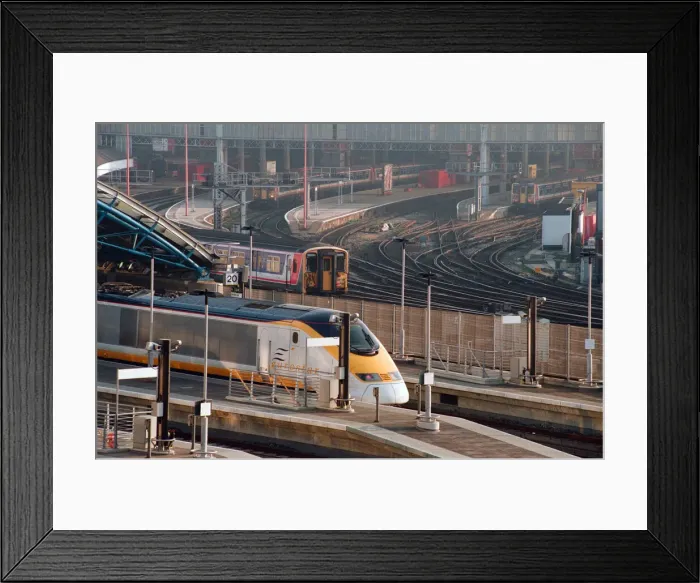 Framed Print : Eurostar at Waterloo station. 24th March 1995 Framed Print : Eurostar at Waterloo station. 24th March 1995