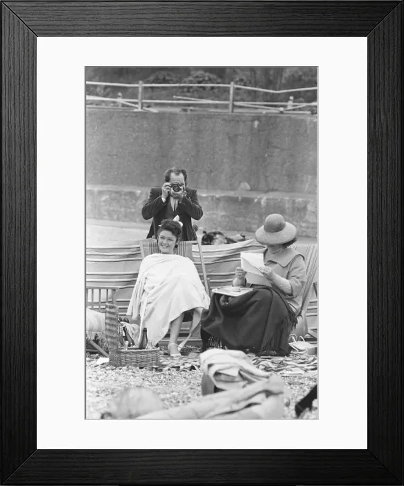Framed Print : Darling Buds of May filming in Folkestone 31st May 1991 Framed Print : Darling Buds of May filming in Folkestone 31st May 1991
