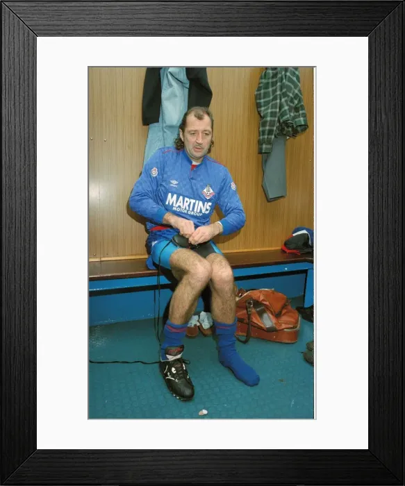 Framed Print : frank worthington, soccer player. 14 / 11 / 89. daily express pic by harry mcguire Framed Print : frank worthington, soccer player. 14 / 11 / 89. daily express pic by harry mcguire