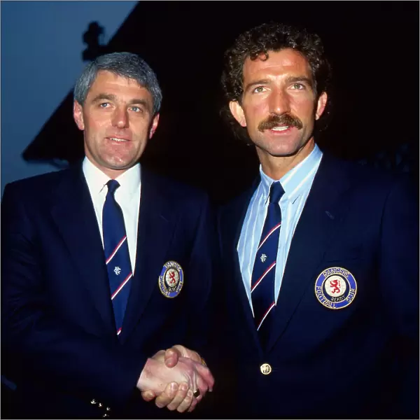 Graeme Souness shaking hands with Walter Smith 1987