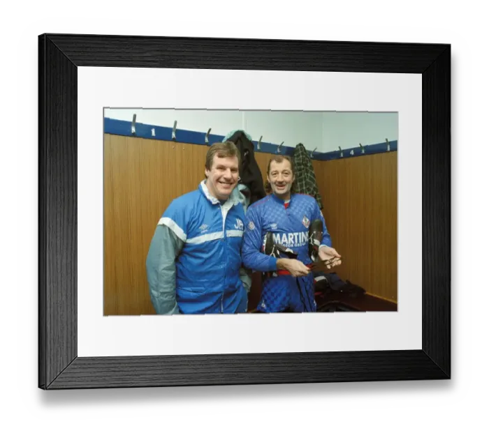 Framed Print : joe royle, manager & frank worthington, soccer player. 14 / 11 / 89 Framed Print : joe royle, manager & frank worthington, soccer player. 14 / 11 / 89